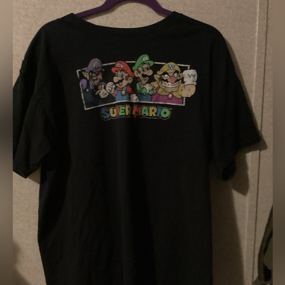 Vintage graphic tshirt super Mario Extra large super Mario video game shirt